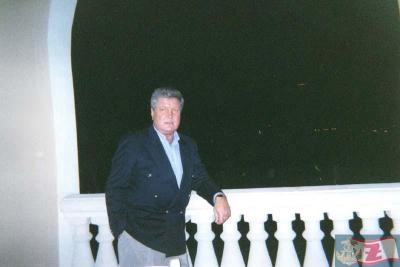 img028.jpg