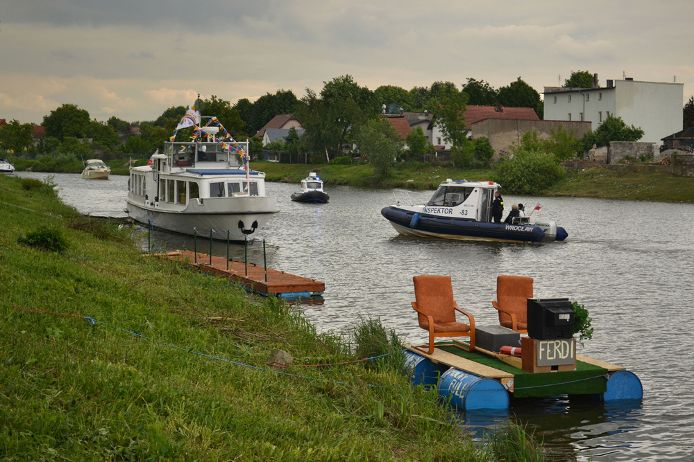 Przygotowania do parady jednostek