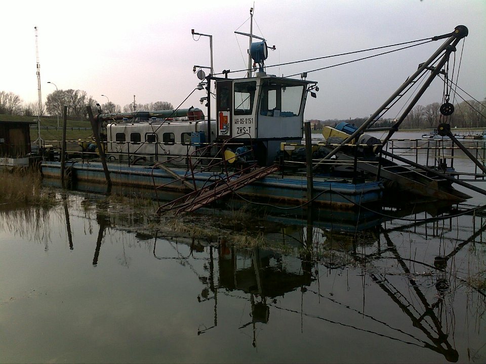 Kto może pogłębiać Odrę?