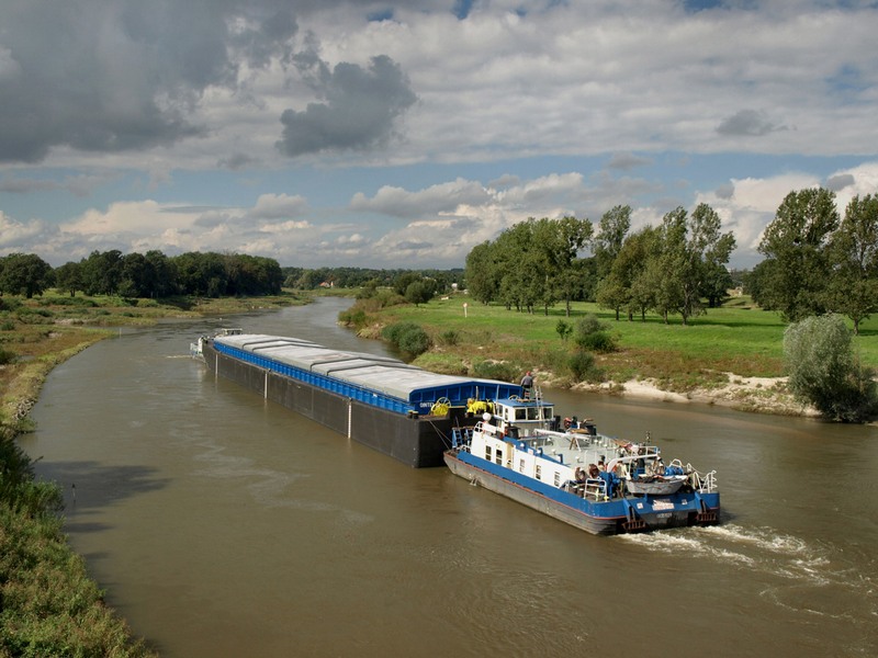 Rządowy plan dla gospodarki morskiej - Żegluga śródlądowa w pogoni za straconym czasem cz.I