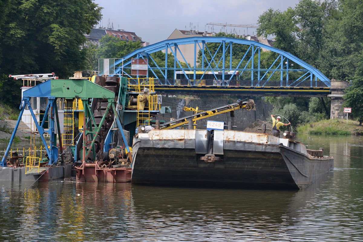 Bój o wodne szlaki transportowe trwa