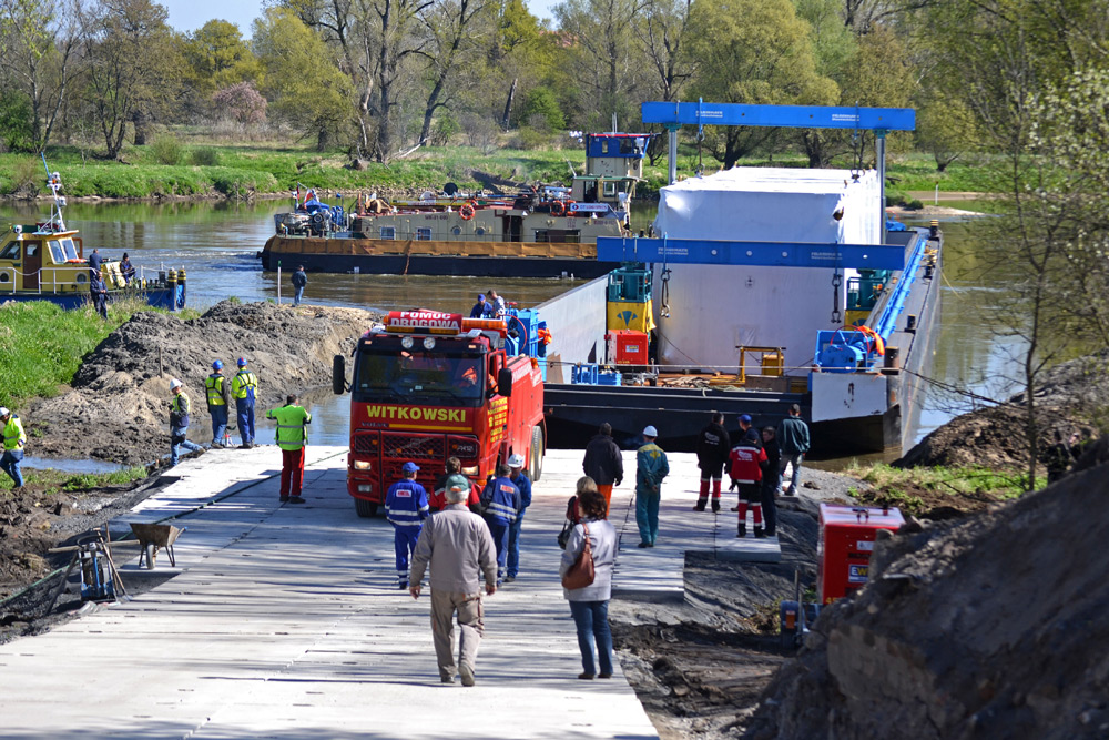 Modelowy transport ro-ro na Odrze