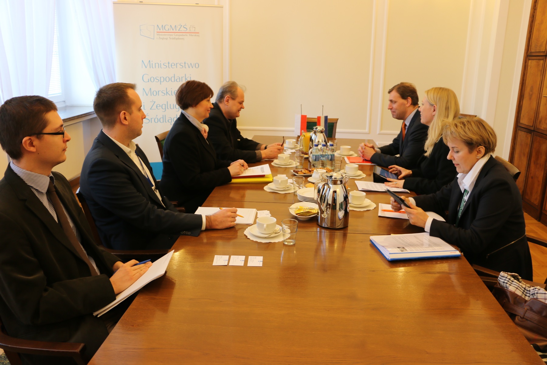 Holendrzy chcą służyć doświadczeniem w żegludze śródlądowej