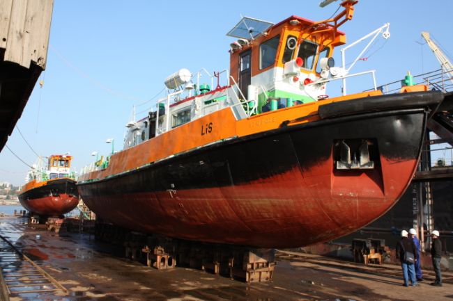 Lis i Żbik w stoczni MSR Gryfia