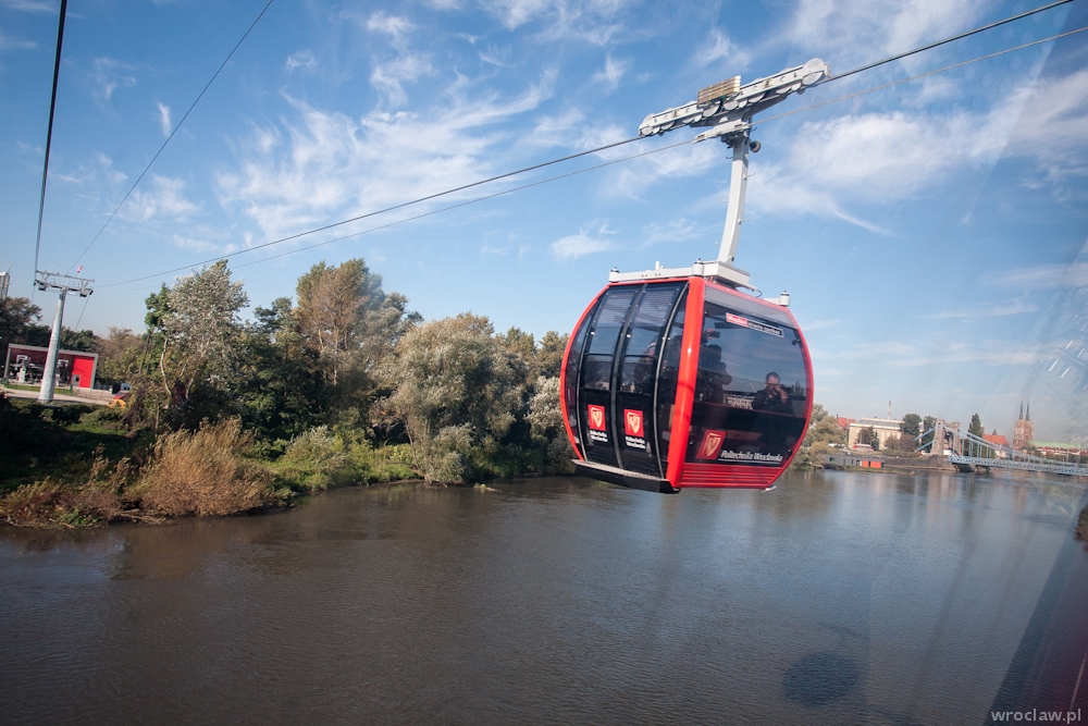 Kolizja nadodrzańskiej kolejki linowej z barką