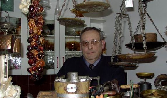 Kpt. Fidelis o nowej książce o Wisle i żegludze na niej