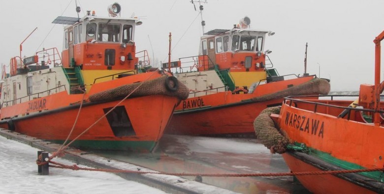 Wiślane lodołamacze gotowe do pracy