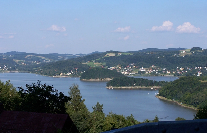 Jezioro Rożnowskie: powstanie nowa wyspa?